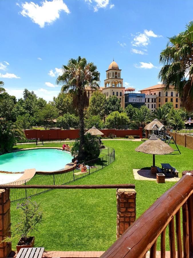 Merry Monte Casino Lodge House In Fourways Sandton Zewnętrze zdjęcie